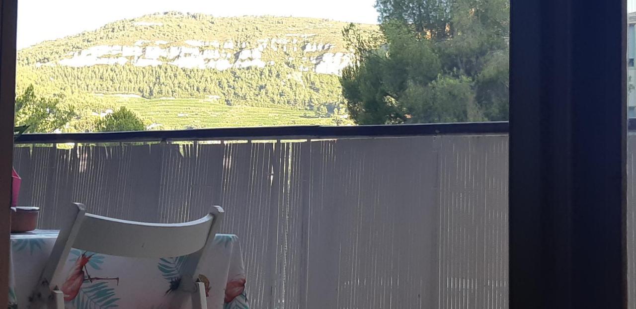 Au Calme, 200M Du Centre T2 Avec Balcon Et Parking Cassis Exterior foto