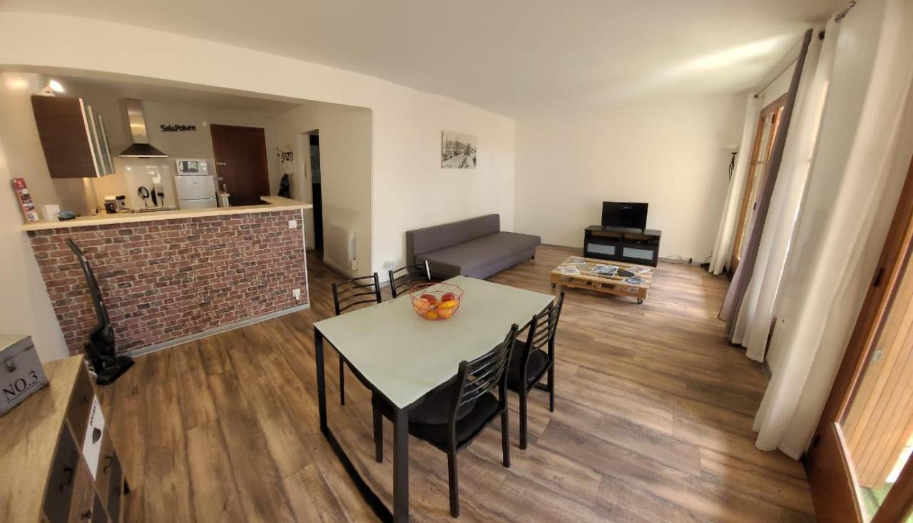 Au Calme, 200M Du Centre T2 Avec Balcon Et Parking Cassis Exterior foto