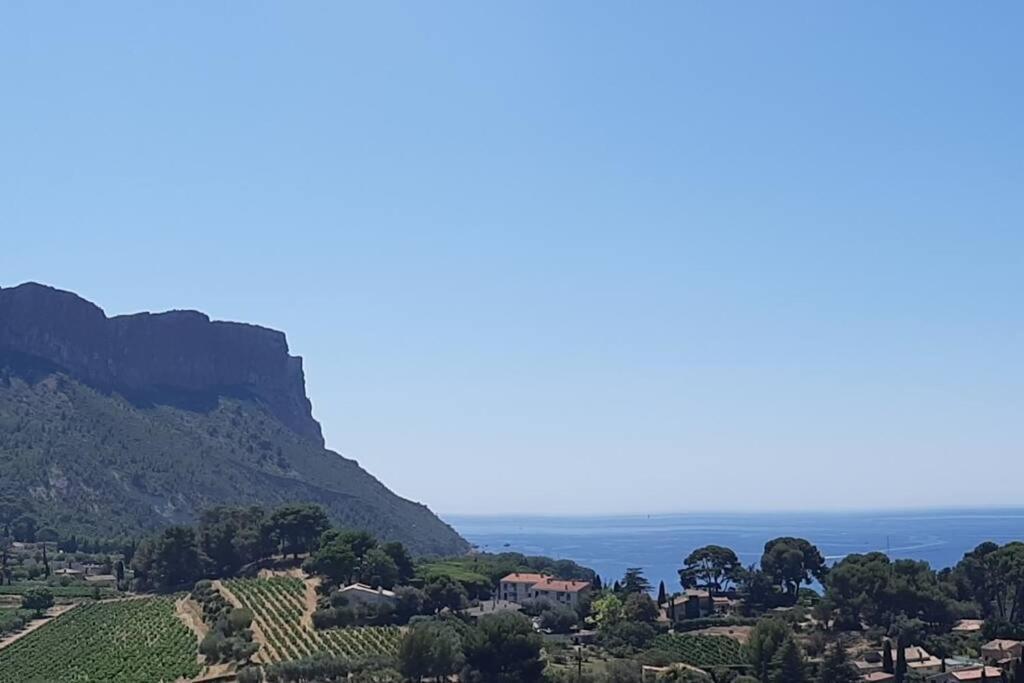 Au Calme, 200M Du Centre T2 Avec Balcon Et Parking Cassis Exterior foto