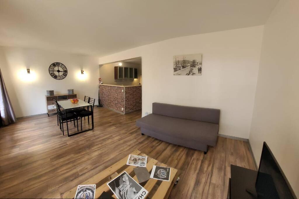 Au Calme, 200M Du Centre T2 Avec Balcon Et Parking Cassis Exterior foto